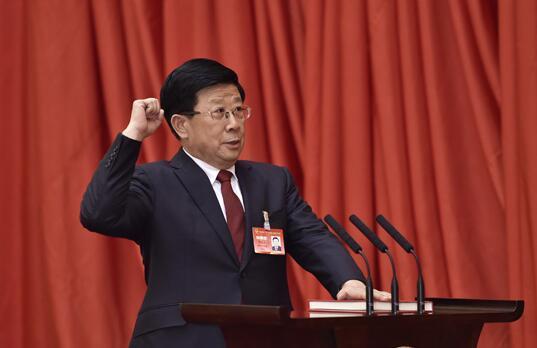 铿锵的誓言 庄严的承诺