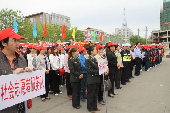 平泉县人口_学习雷锋 倡导善行 平泉县表彰奖励十名 最美平泉人(2)